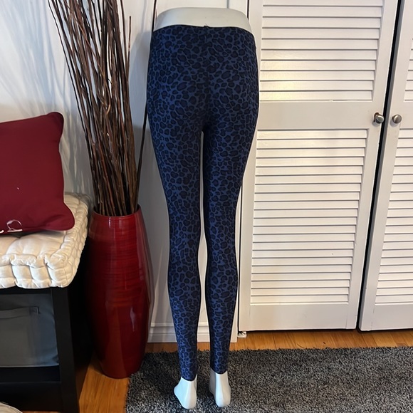 Super Comfy XS/S leggings - Picture 2 of 4